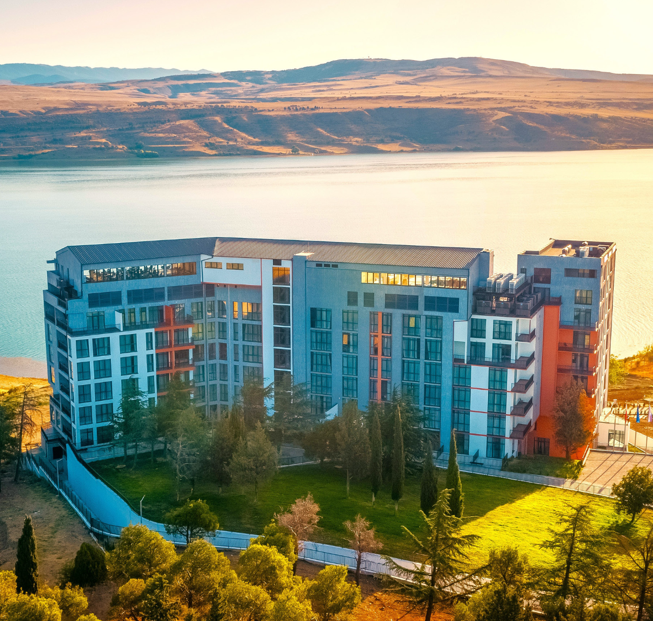 სასტუმრო ჯინო სისაიდი თბილისი